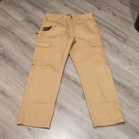 LIKE NEW Wrangler Workwear Rip Stop Cargo Pants - Picture 7 of 8